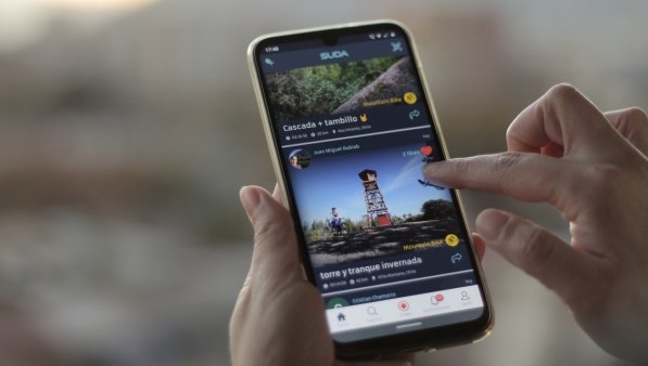 Cooperativa.cl Junta 100.000 kilómetros: Suda lanzó desafío masivo junto a Gatorade para apoyar a la Fundación «Ganémosle a la Calle»